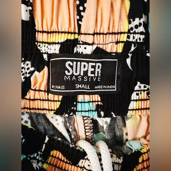 Super Massive Funky Print Elastic Waist Pants
Size Small - Picture 3 of 4